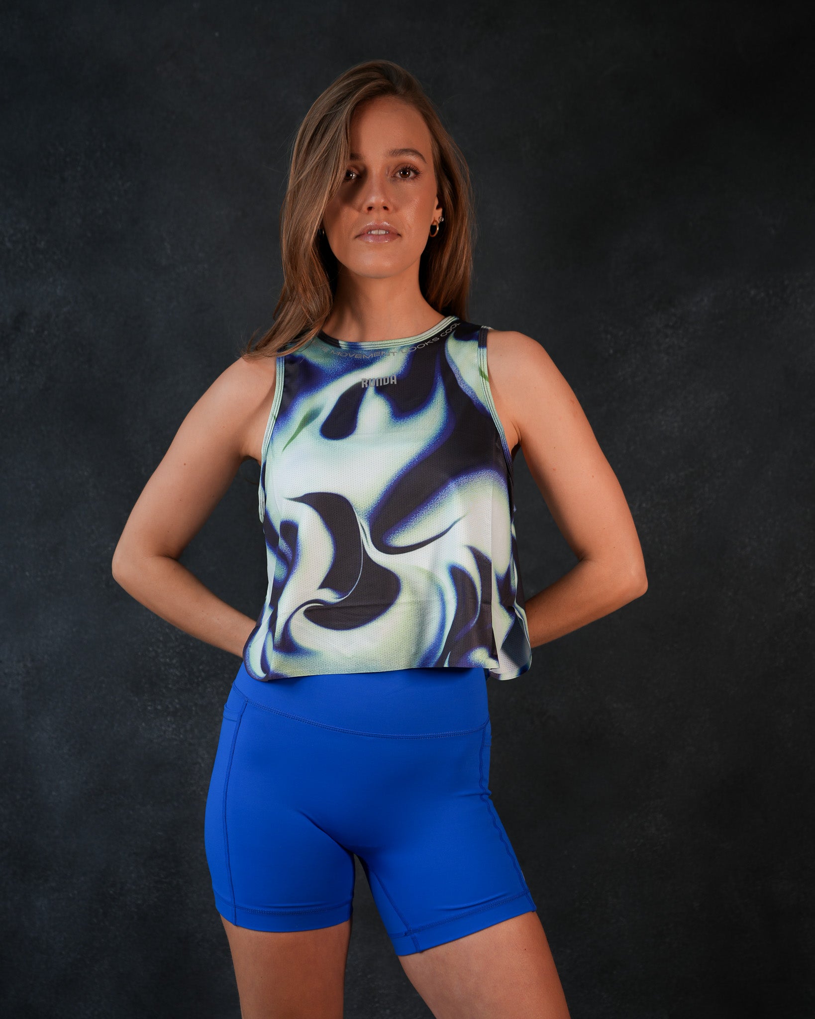 POLERA SIN MANGAS FLUIDO VERDE